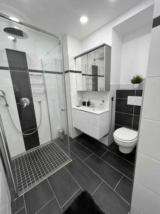 Monterey Apartment เวียนนา ภายนอก รูปภาพ